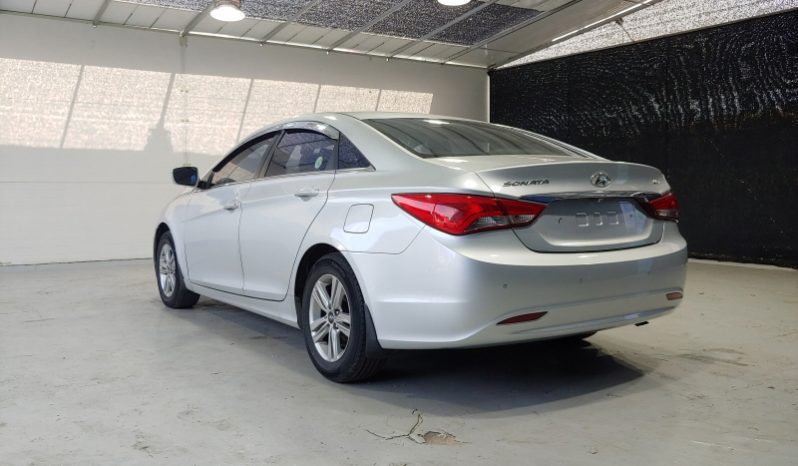 2013 Hyundai YF Sonata full