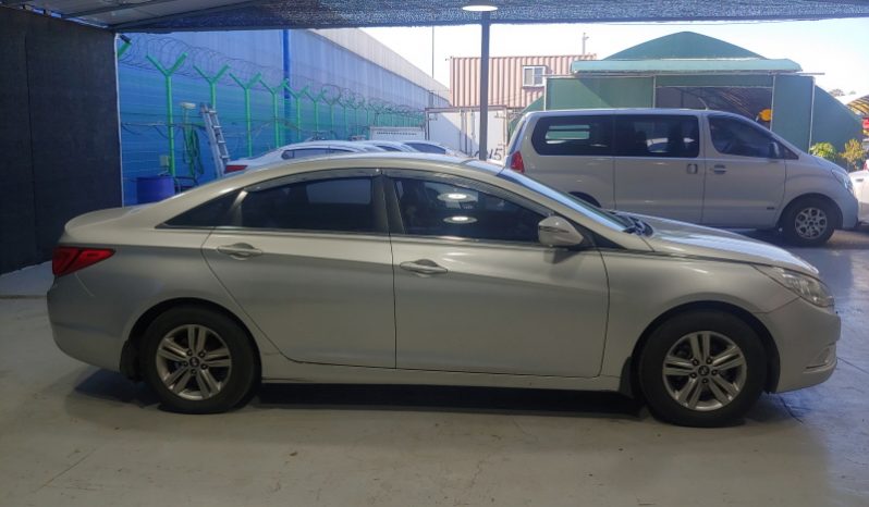 2013 Hyundai YF Sonata full