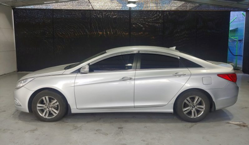 2014 Hyundai YF Sonata full