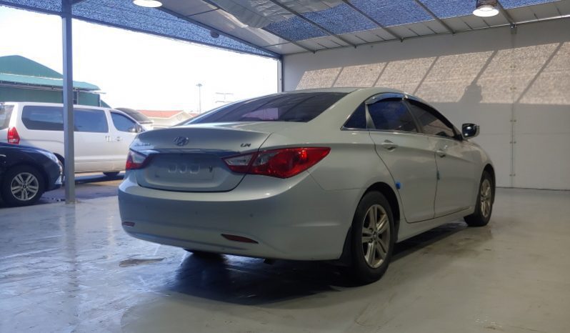 2014 Hyundai YF Sonata full