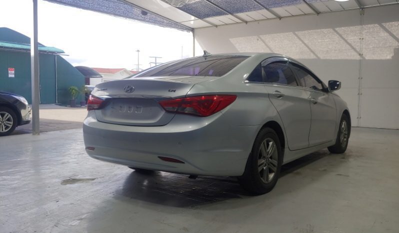 2014 Hyundai YF Sonata full