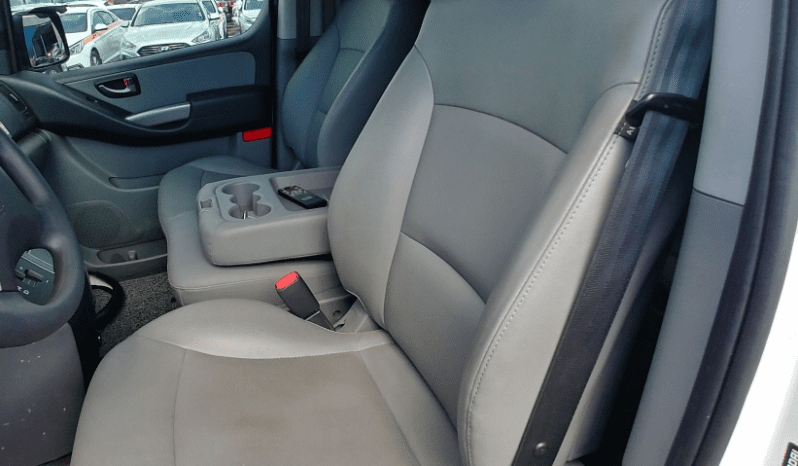 2020 Hyundai Grand Starex full