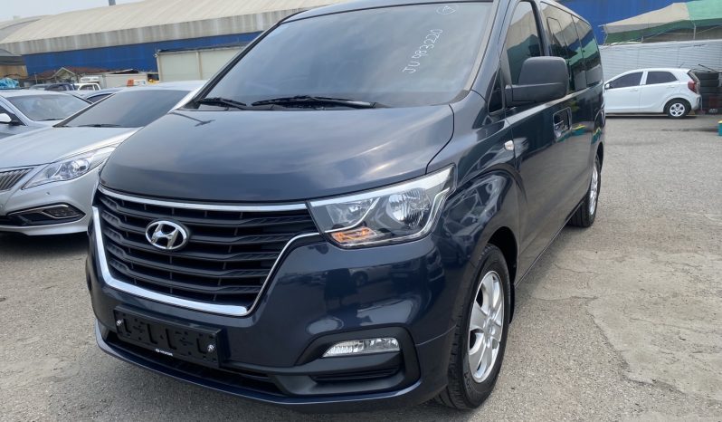 2018 Hyundai Grand Starex full