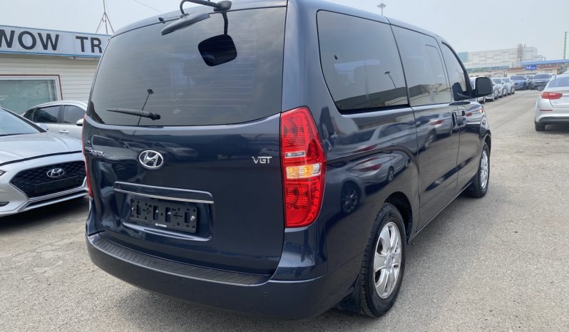 2018 Hyundai Grand Starex full